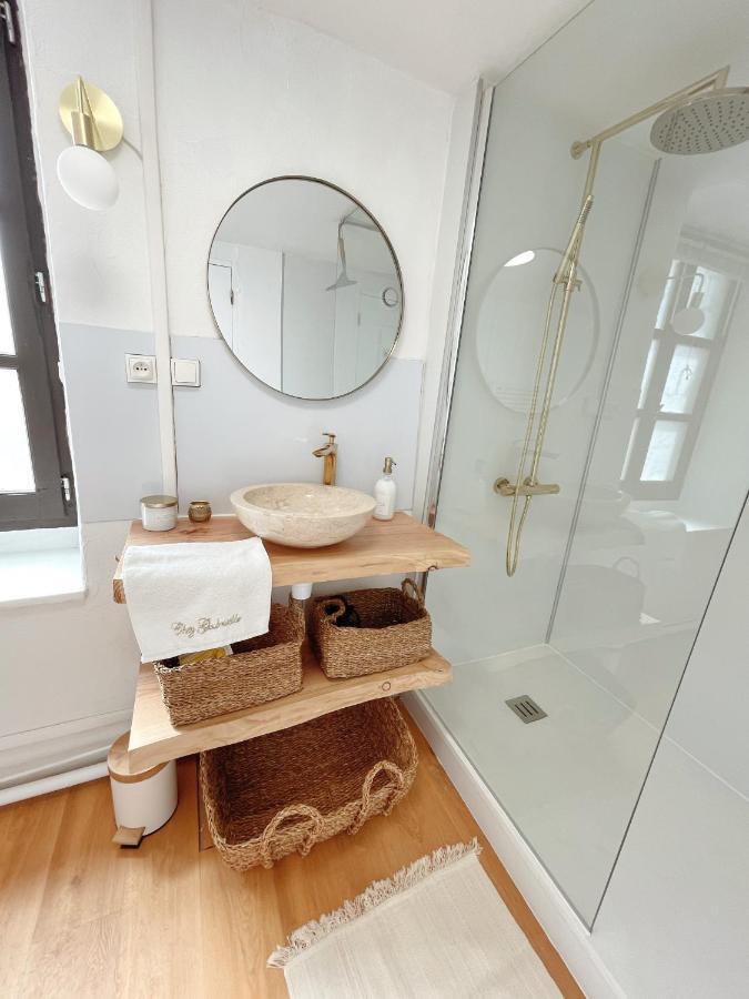 Gite Chez Gabrielle Le Puy-en-Velay المظهر الخارجي الصورة